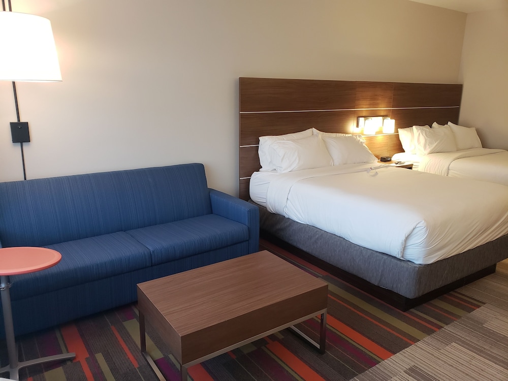 Holiday Inn Express & Suites Brigham City North Utah by IHG - photo 21
