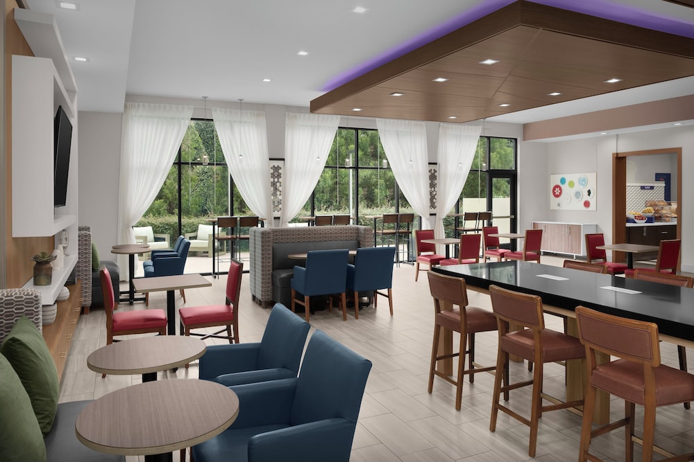 Holiday Inn Express & Suites Birmingham Homewood by IHG - photo 26