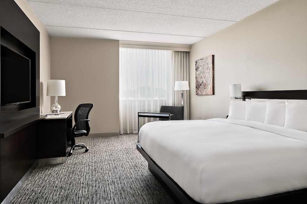 Pittsburgh Marriott North - photo 15