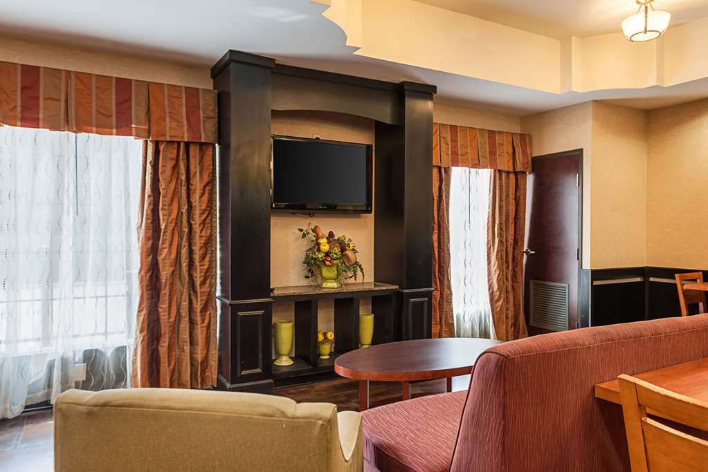 Comfort Suites Sulphur Lake Charles - photo 36