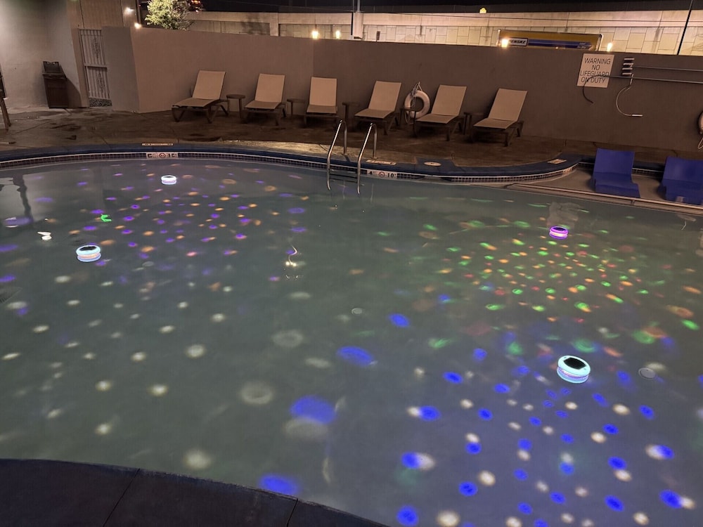Holiday Inn Express Denver Central North by IHG - photo 30