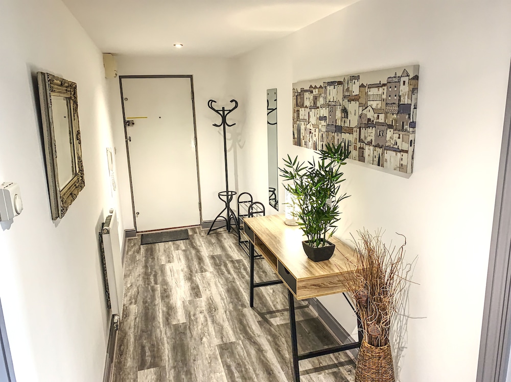 2 Bed 2 Bath Nr Train Station Parking 37 in Ipswich, United Kingdom