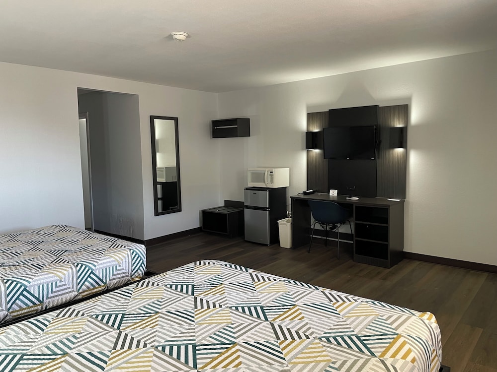 Motel 6 Artesia NM - photo 6