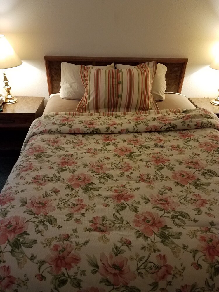 Sleep For Less Motel - carbon neutral hotel in Sidney