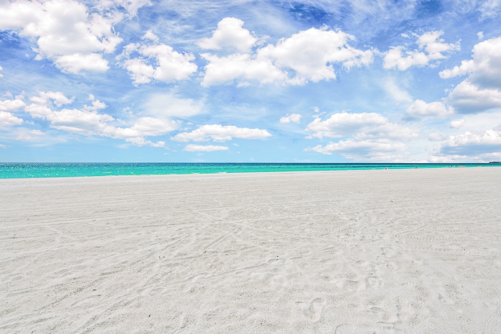 Captain s Quarters at Anna Maria Island Inn - photo 11