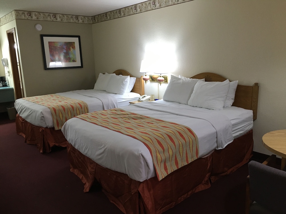 Spinning Wheel Inn - photo 8