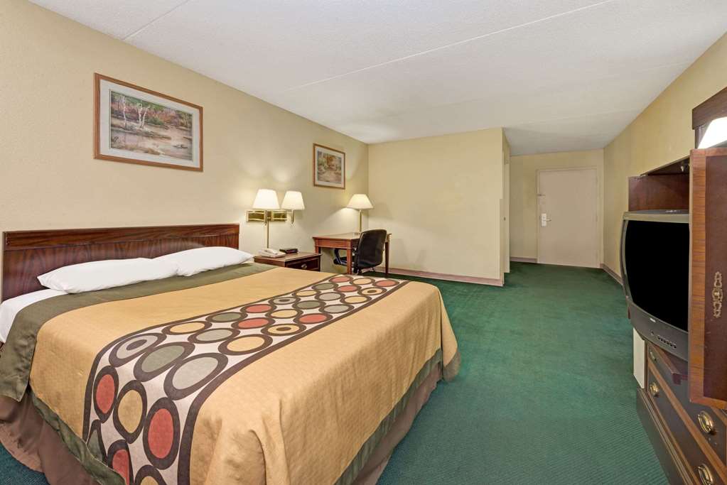 Super 8 by Wyndham Indianapolis South - photo 9
