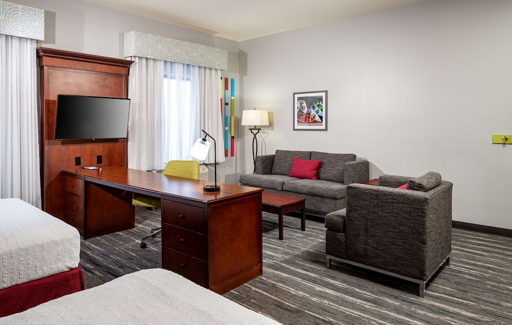 Hampton Inn & Suites Texarkana - photo 12