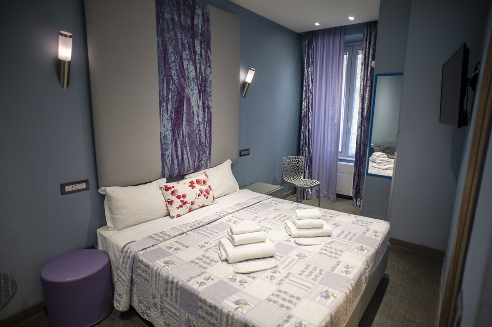 Gracchi Guest House — 4-Star Luxury Hotel in Rome, Italy