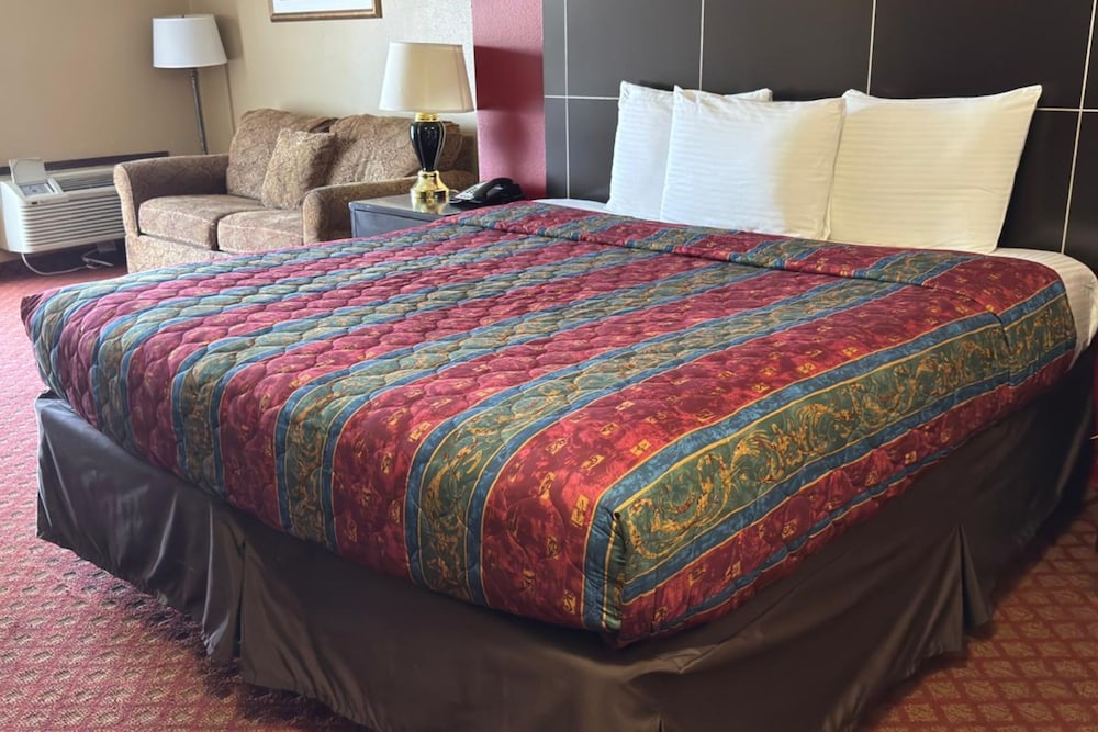 Surestay Plus Hotel by Best Western Oklahoma City North - photo 15