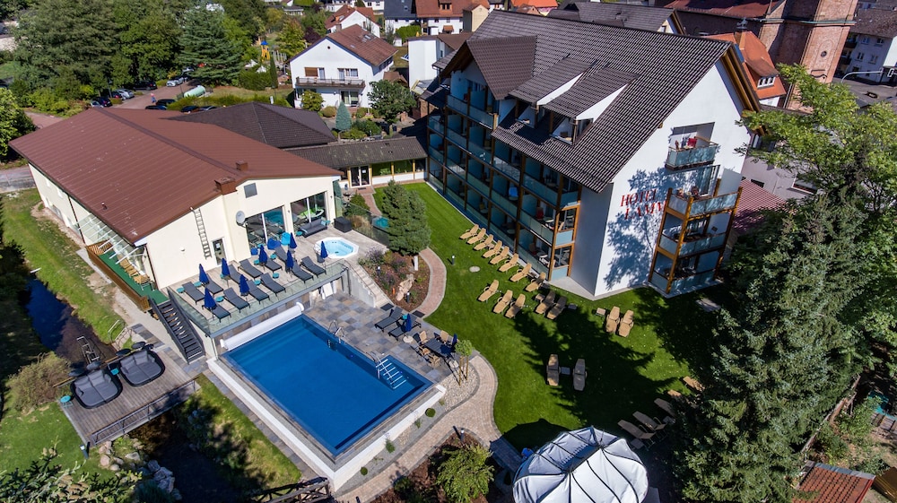Hotel Lamm - carbon neutral hotel in Heimbuchenthal