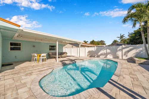 Heated Pool Game Room Minigolf Mermaid Cove — Largo