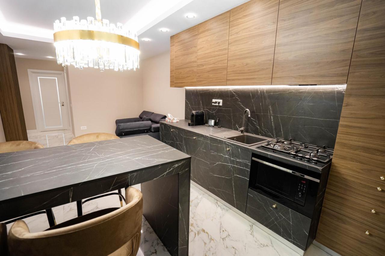 Deluxe Aparthotel Marwell Residence — Suceava — photo 3