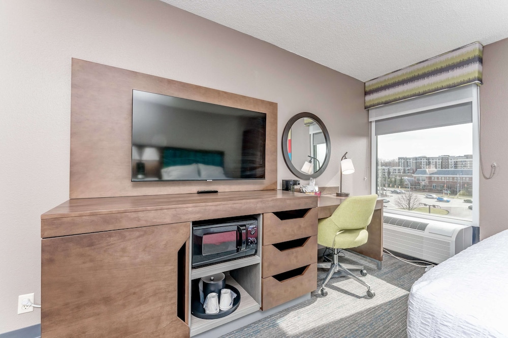 Hampton Inn Morgantown - photo 12