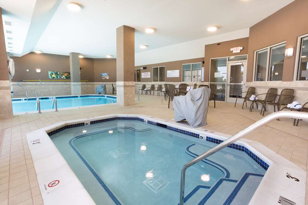 Drury Inn & Suites Burlington - photo 21