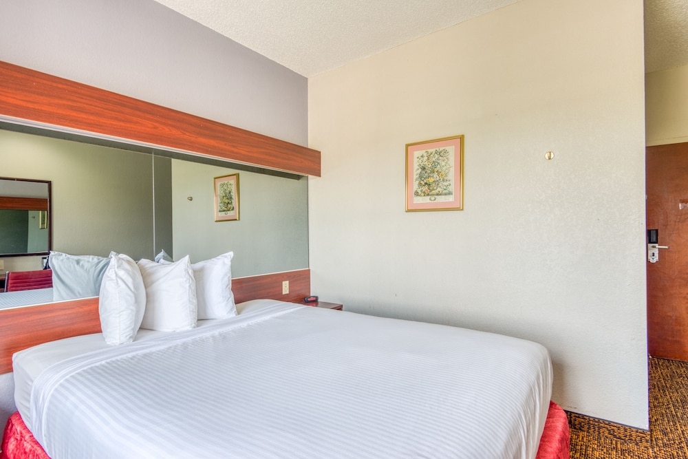 Trident Inn & Suites Baton Rouge - photo 6
