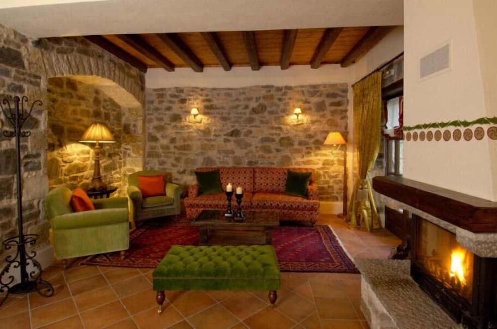 Emotions Country Resort — Karpenisi — photo 2