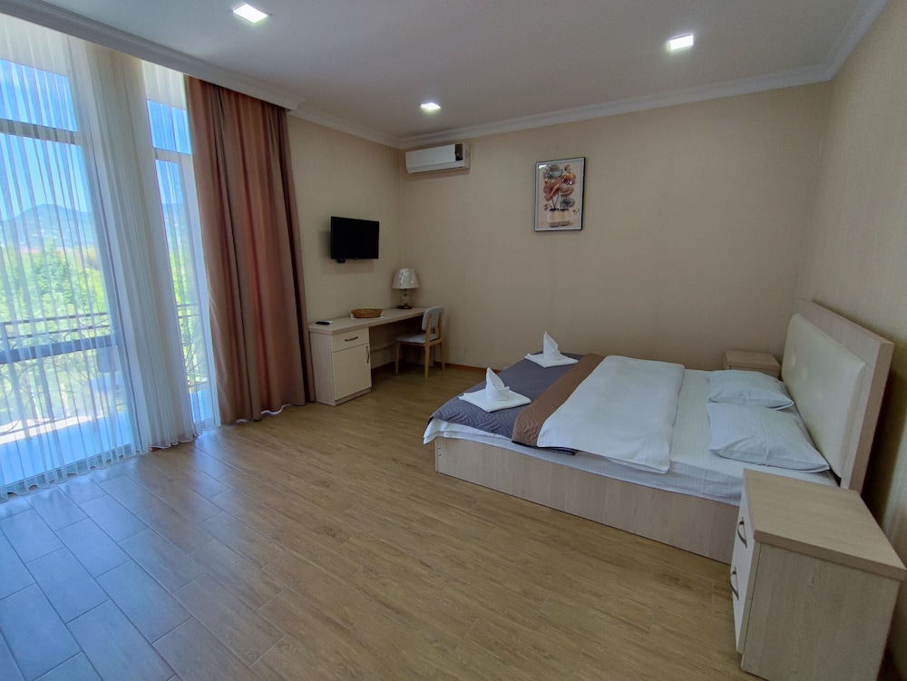 Hotel Botanica — hotel in Chakvi