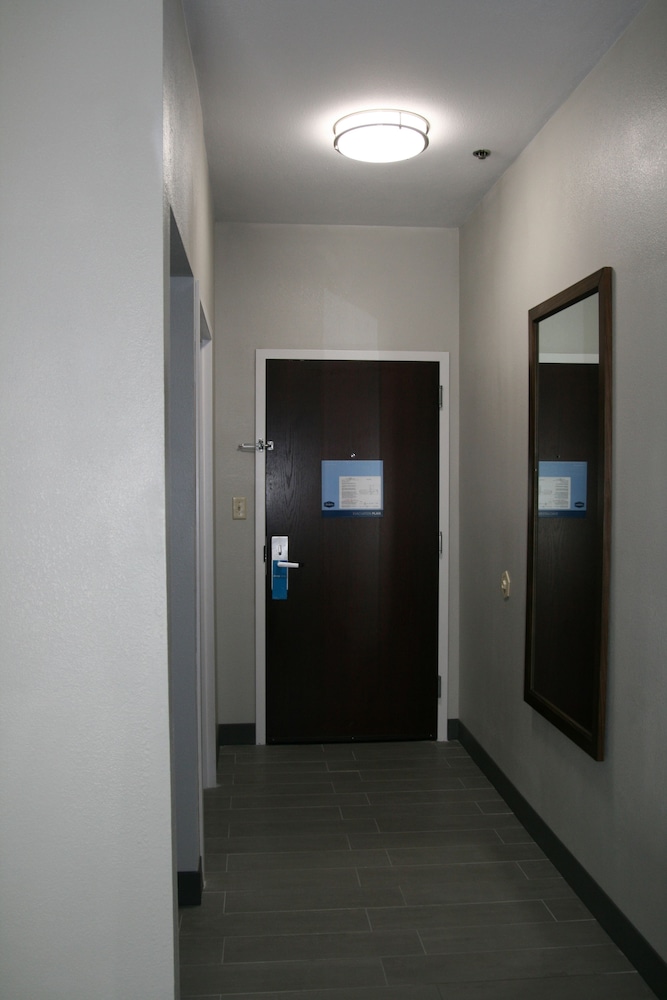 Hampton Inn Clarion - photo 14