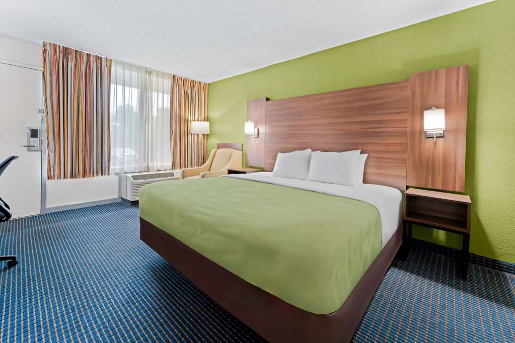 Quality Inn Americus - photo 16