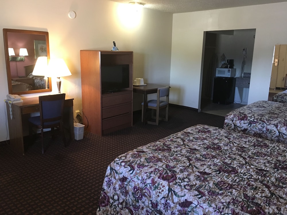Budget Inn La Fonda Motel - photo 10