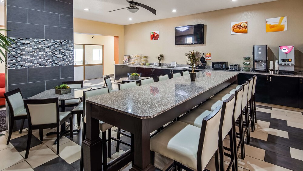 SureStay Plus Hotel by Best Western Blue Springs - photo 35