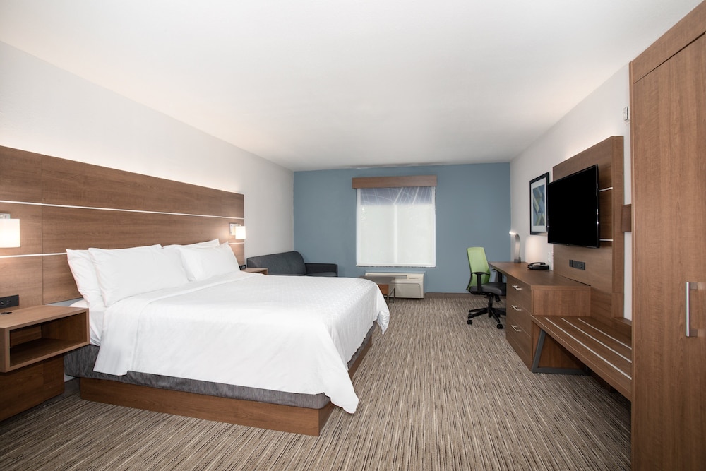 Holiday Inn Express & Suites Chowchilla Yosemite Park Area by IHG - photo 10
