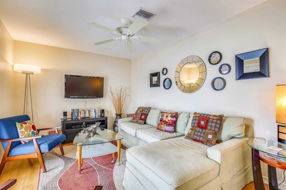 Shipyard Treasure by Avantstay Communal Pool Gated Community Great Location Week Long Stays - photo 6