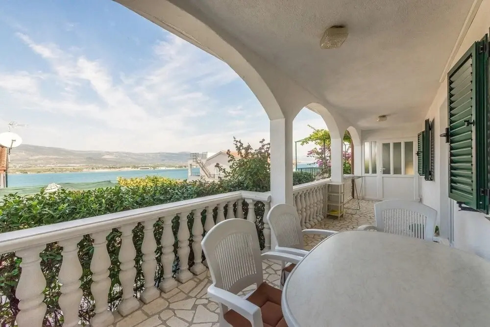 Bubi sea View A1 — Trogir — photo 4