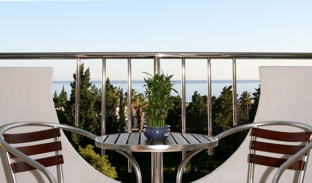 מרפסת / טרסה