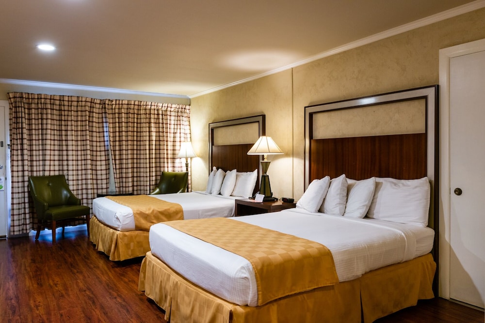 Townsend Gateway Inn - photo 9