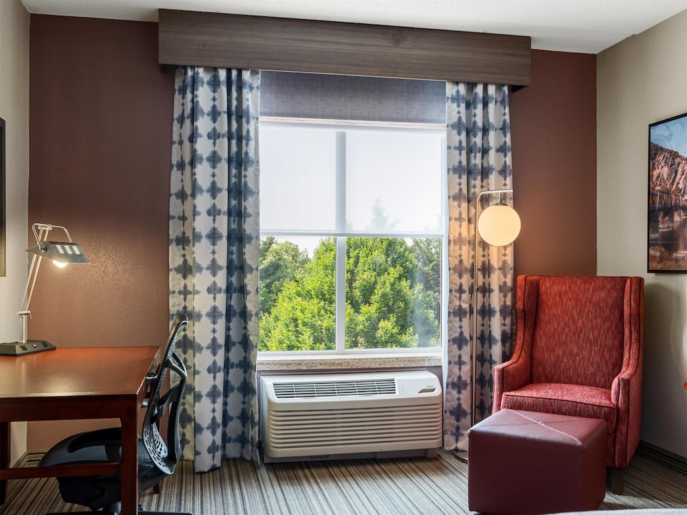 Hilton Garden Inn Winchester - photo 20