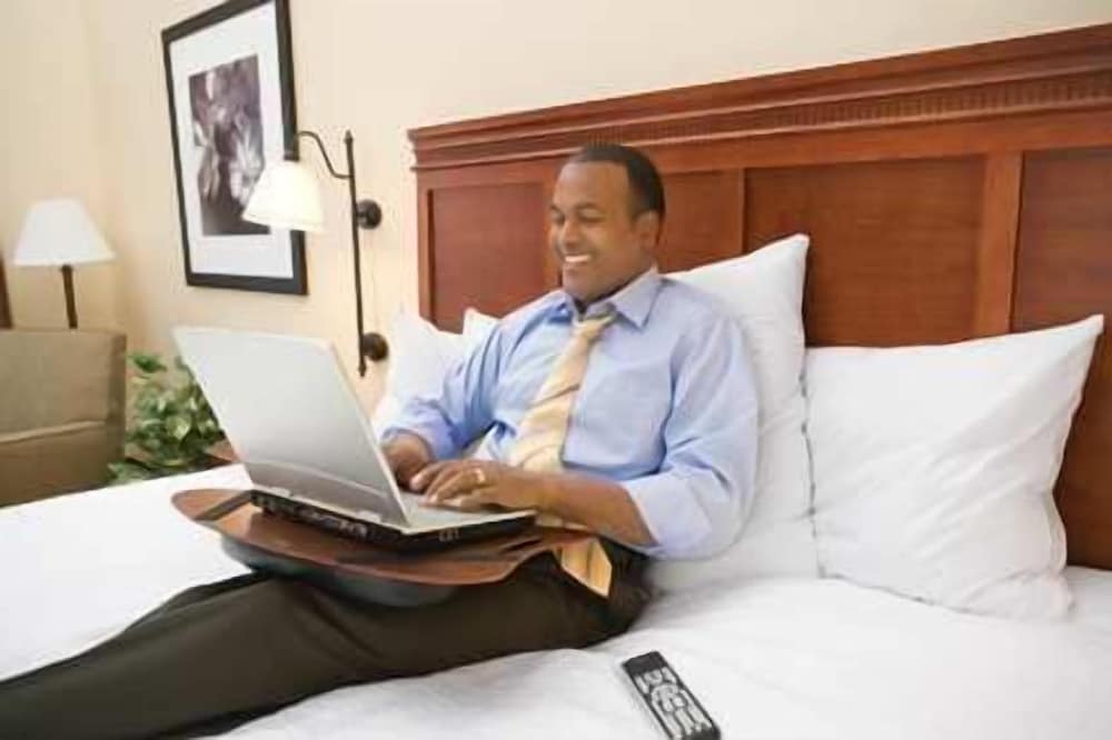 Hampton Inn & Suites Winnie - photo 9