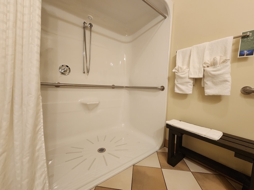 Grand Hotel - photo 13