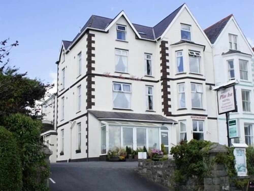 Plas Isa Hotel in Criccieth, United Kingdom
