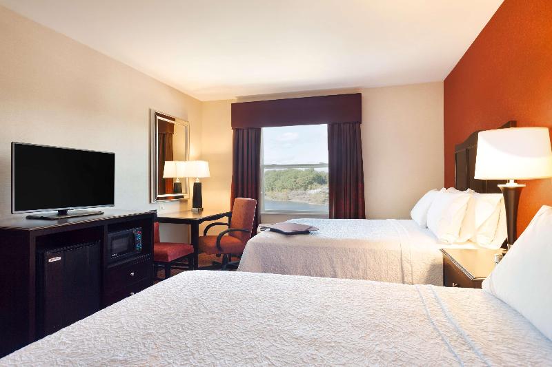 Hampton Inn Lewiston Auburn - photo 87