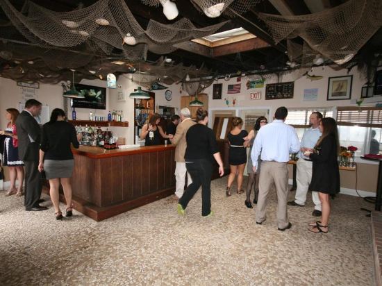 Fire Island Hotel - photo 7