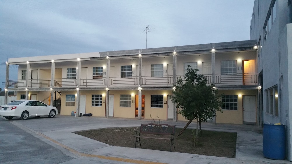 Hotel Estrella - carbon neutral hotel in Matamoros
