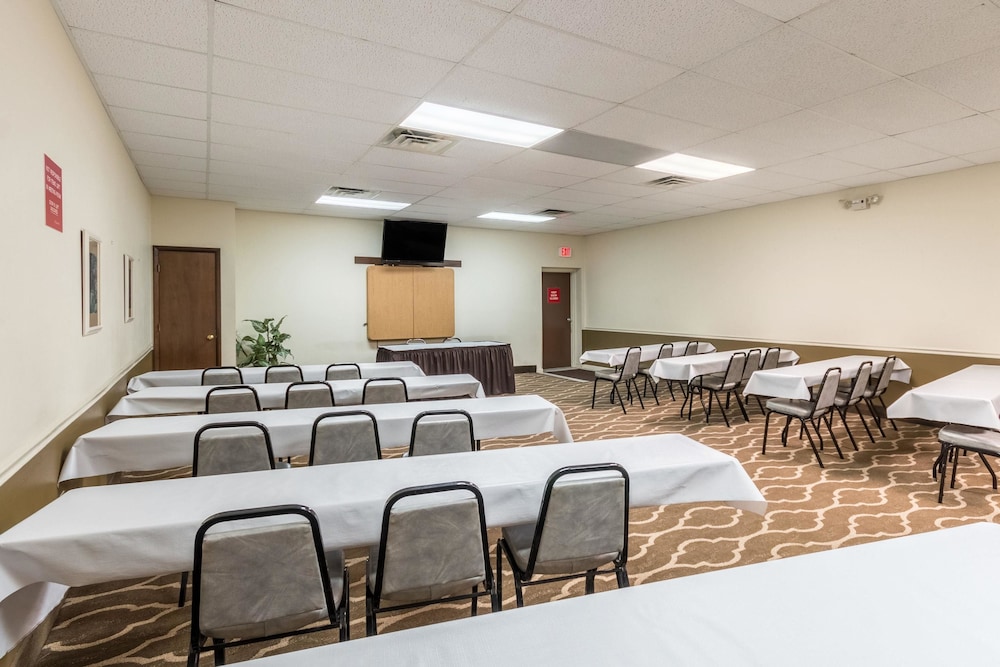 Smart Extended Stay - photo 30