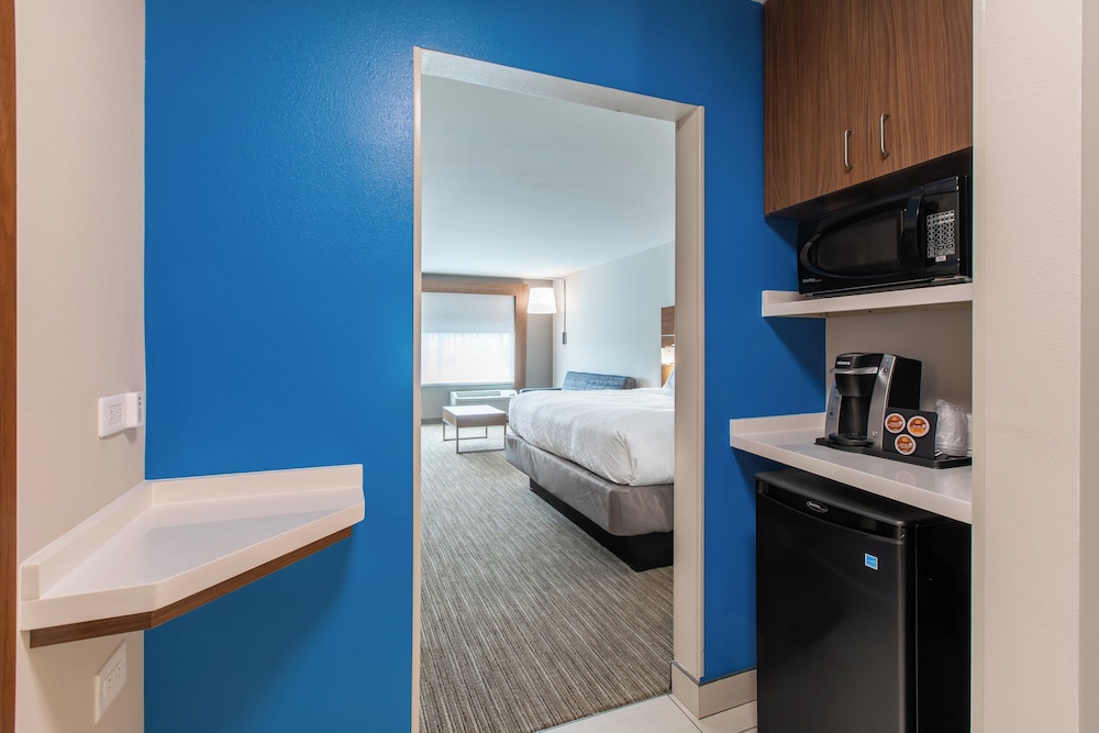 Holiday Inn Express & Suites Rock Hill by IHG - photo 19