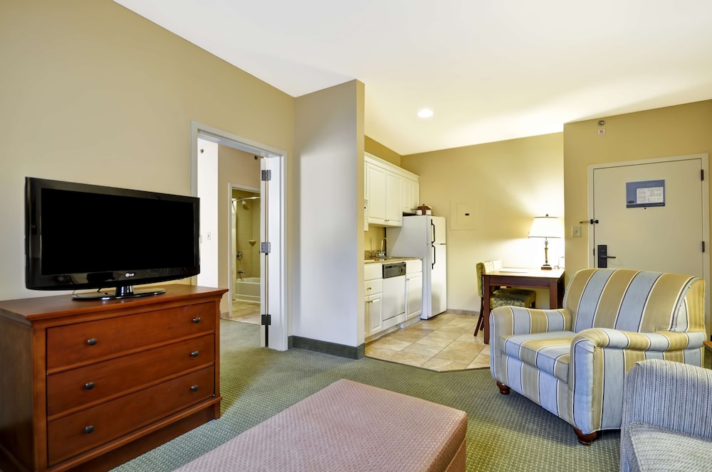 Hampton Inn & Suites Charleston Mt. Pleasant Isle Of Palms - photo 18