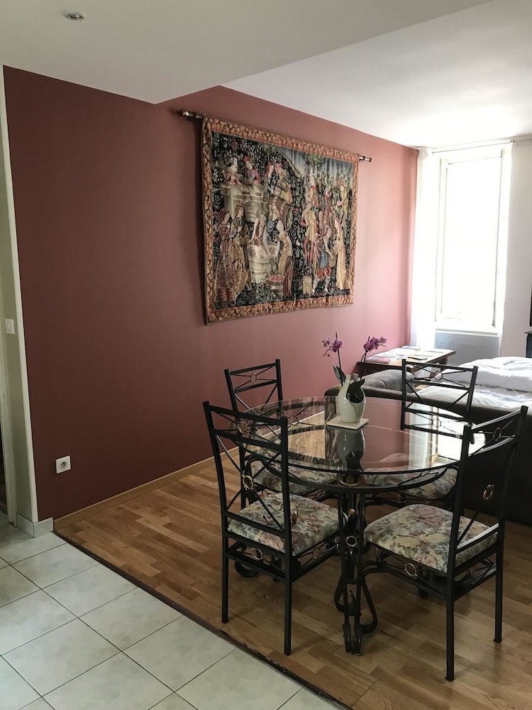 La Poterne in Beaune, France