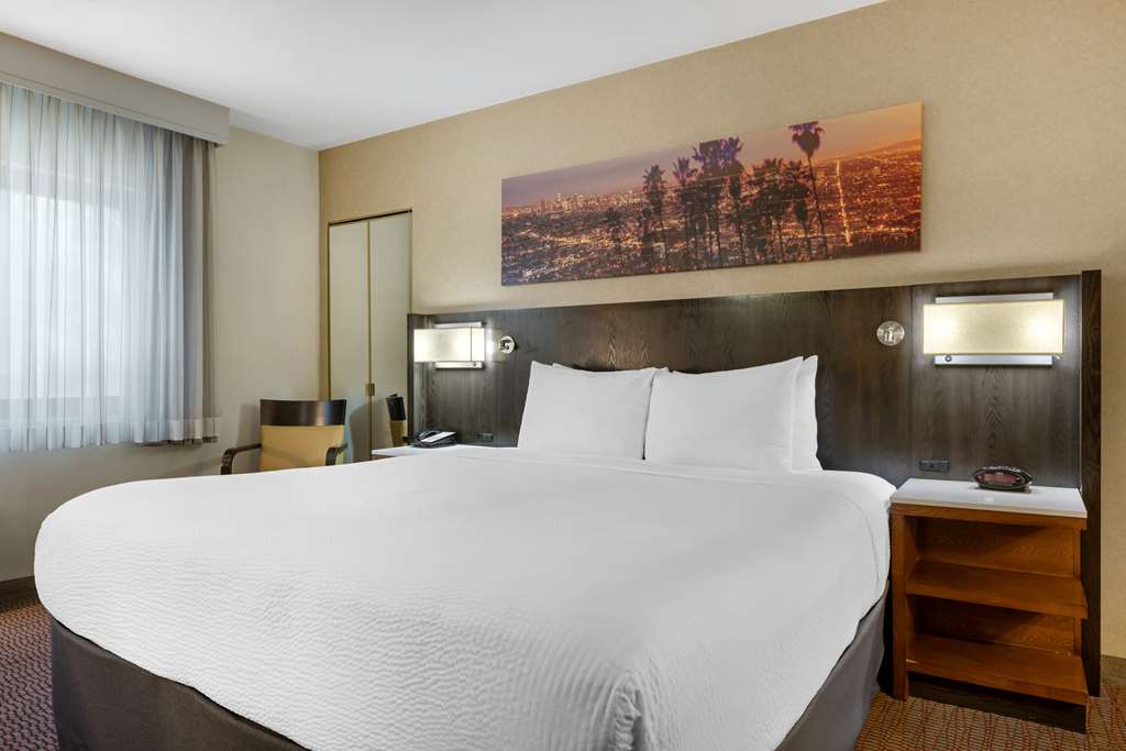 Best Western Royal Palace Inn & Suites - photo 12