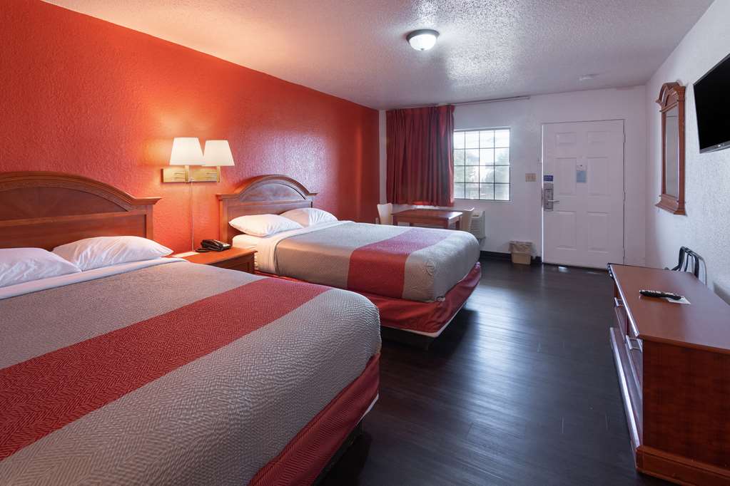 Motel 6 Montgomery AL Coliseum - photo 13