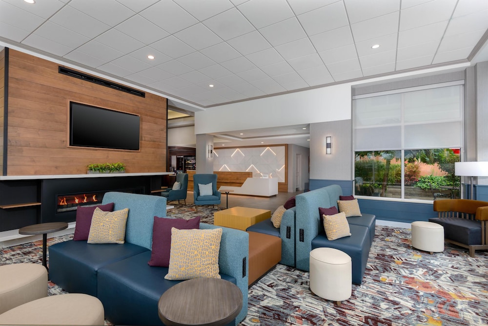 Hilton Garden Inn Buffalo Airport - photo 2