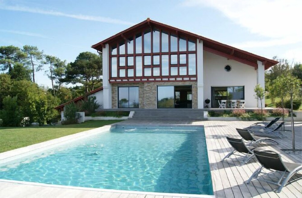 Villa Acotz Lafitenia Resort in Saint-Jean-De-Luz, France
