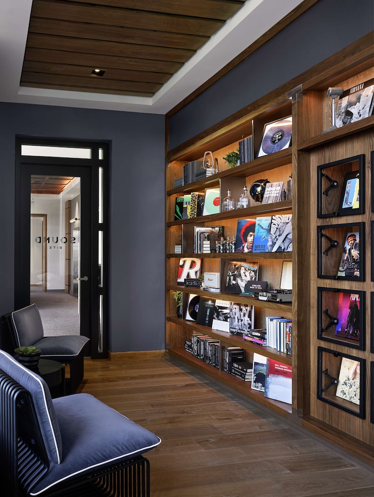 The Sound Hotel Seattle Belltown Tapestry Collection by Hilton - photo 32