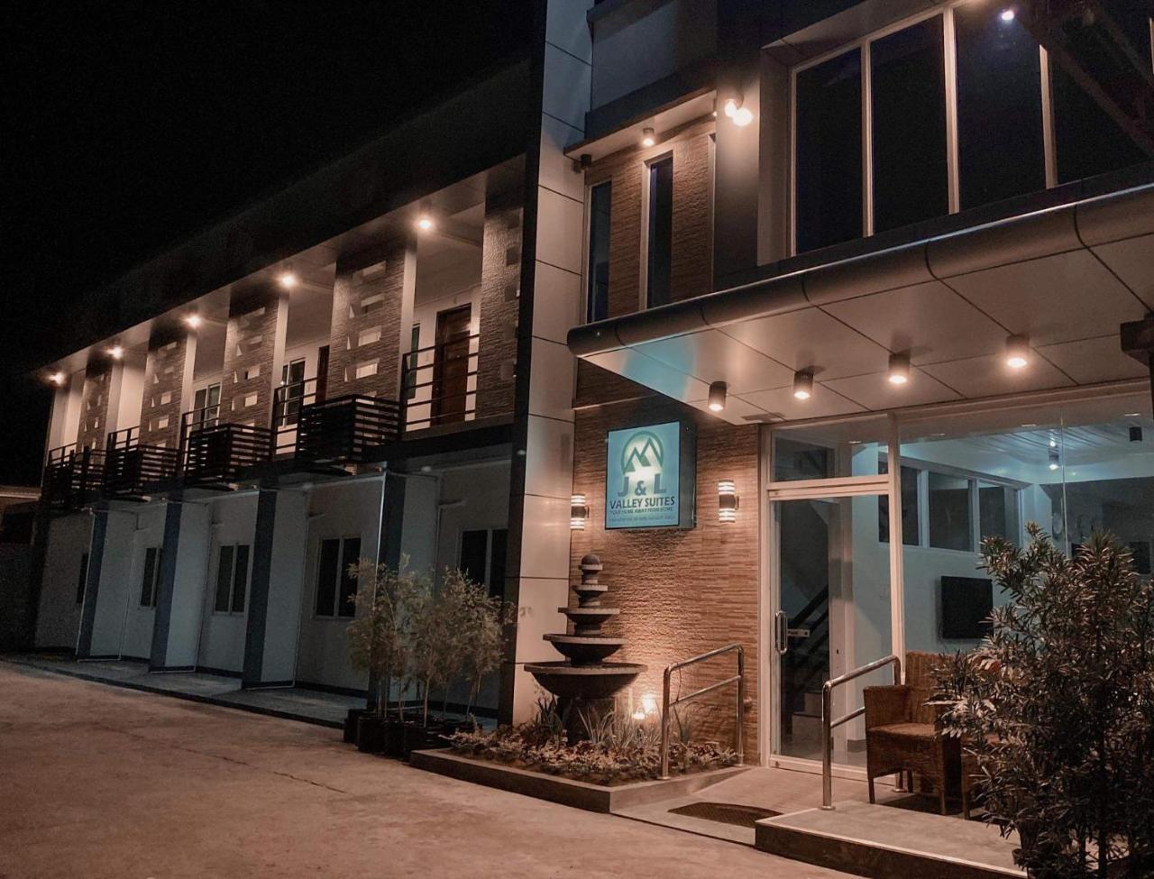 JL Valley Suites - carbon neutral hotel in Cauayan