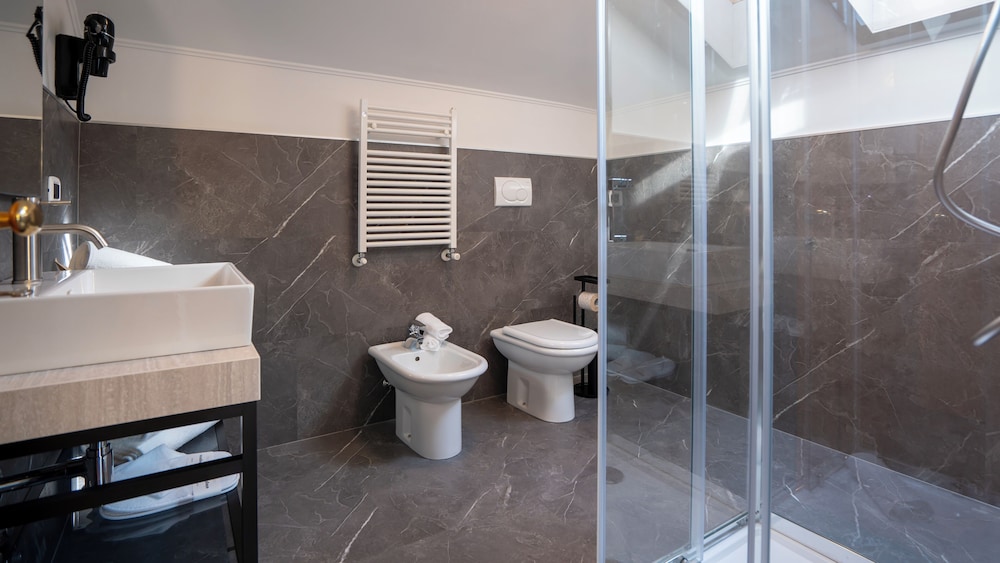 Gardone Palace Hotel - carbon neutral hotel in Gardone Riviera