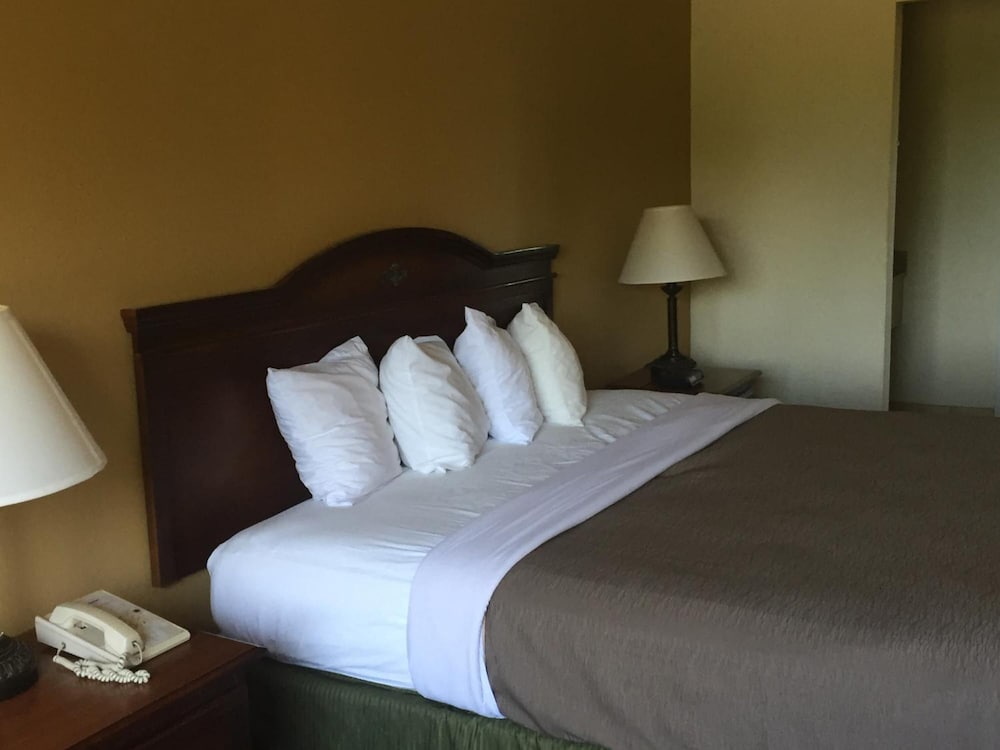 LikeHome Extended Stay Hotel Warner Robins - photo 17